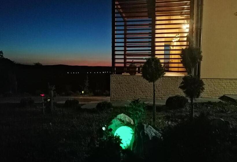 Pensiunea La Conac