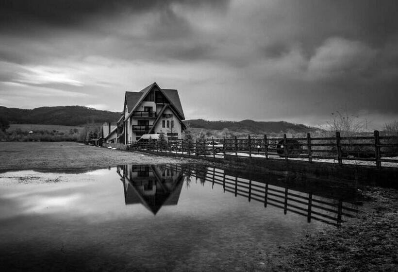 Pensiunea Perla Neamtului