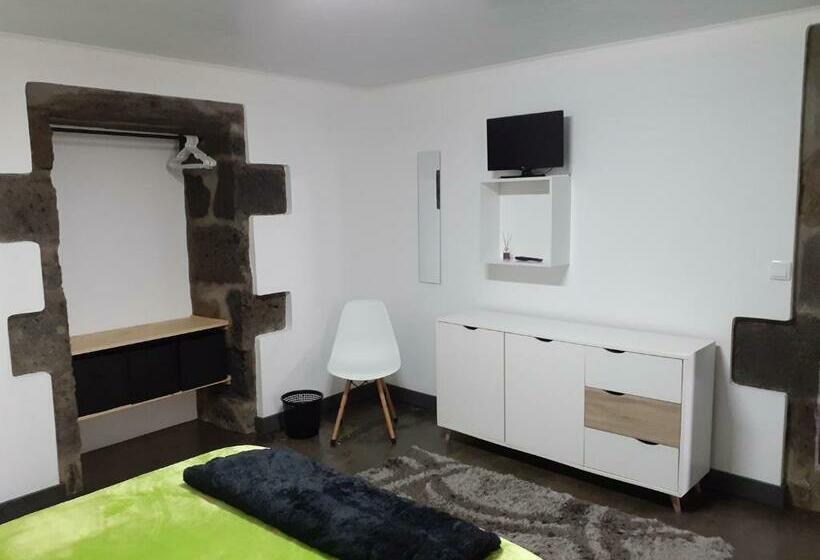 مبيت وإفطار Basaltic Guest House