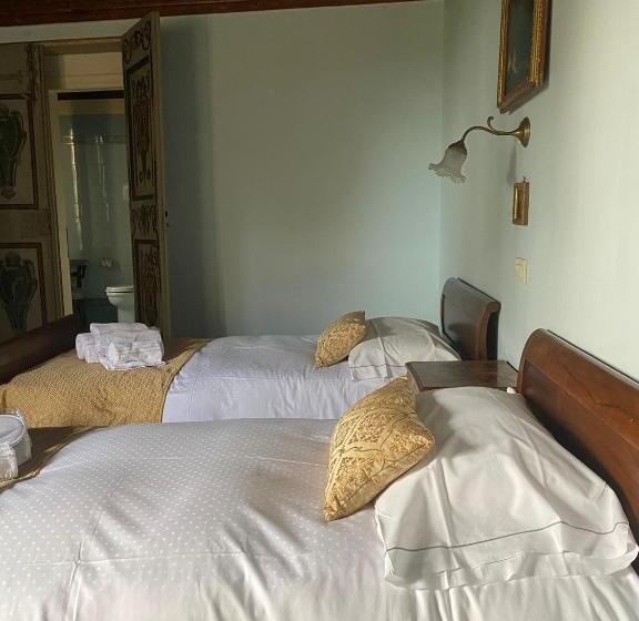 تختخواب و صبحانه Villa Stecchini