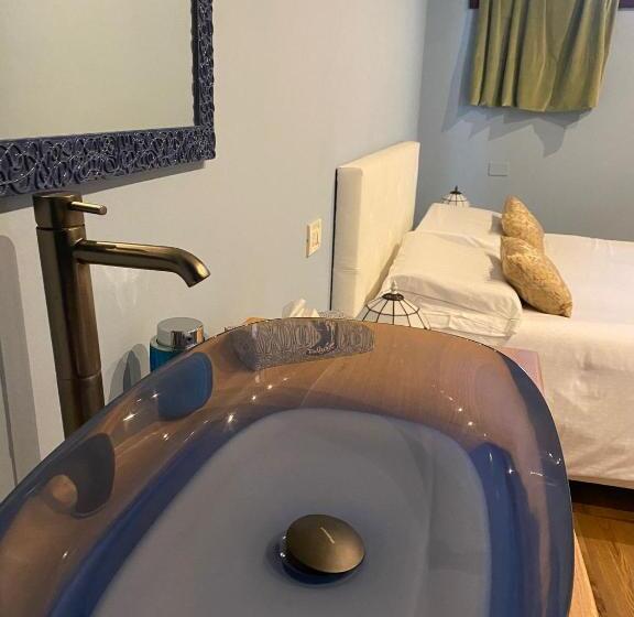 تختخواب و صبحانه Villa Stecchini