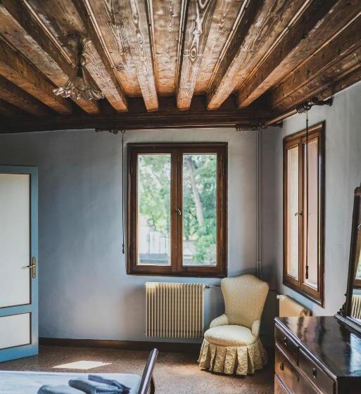 تختخواب و صبحانه Villa Stecchini