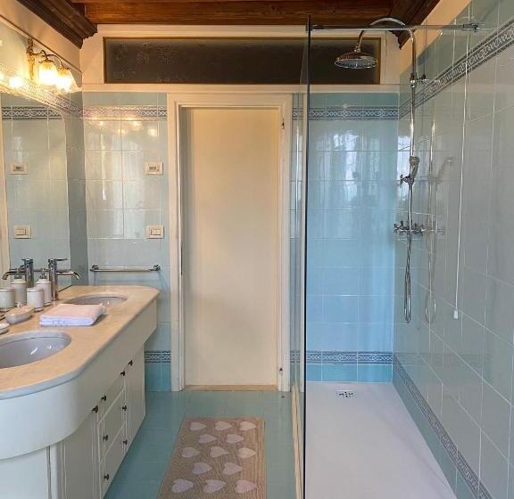تختخواب و صبحانه Villa Stecchini
