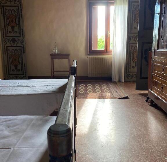 تختخواب و صبحانه Villa Stecchini