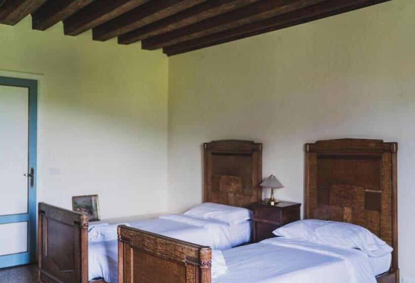 تختخواب و صبحانه Villa Stecchini
