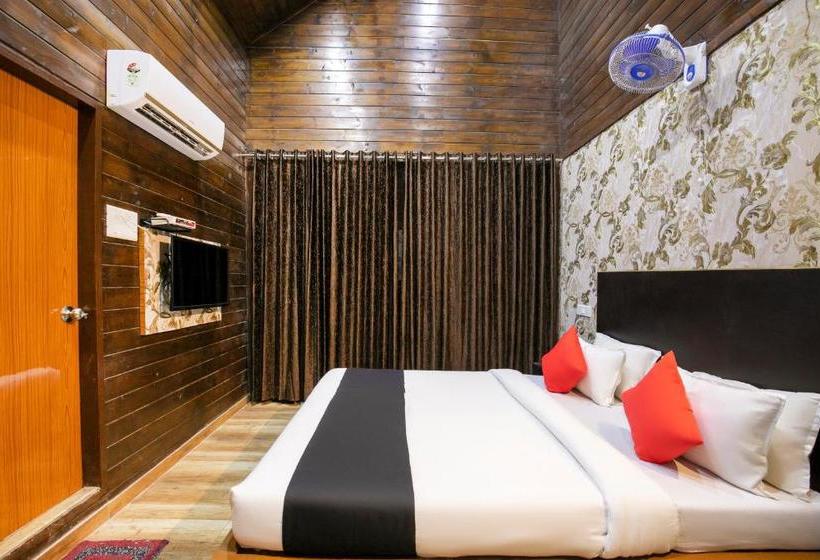 Отель Capital O King Water Park & Resort