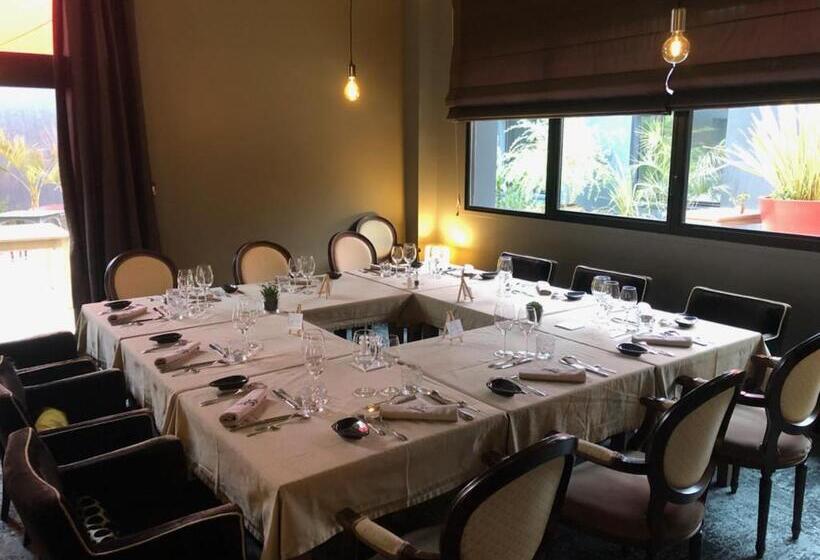 ホテル Hôtel & Restaurant La Maison Des Blés