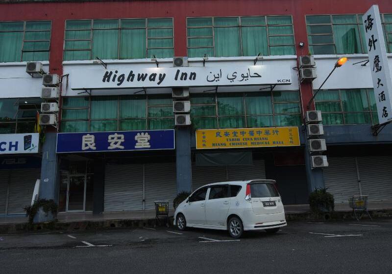 هتل Highway Inn
