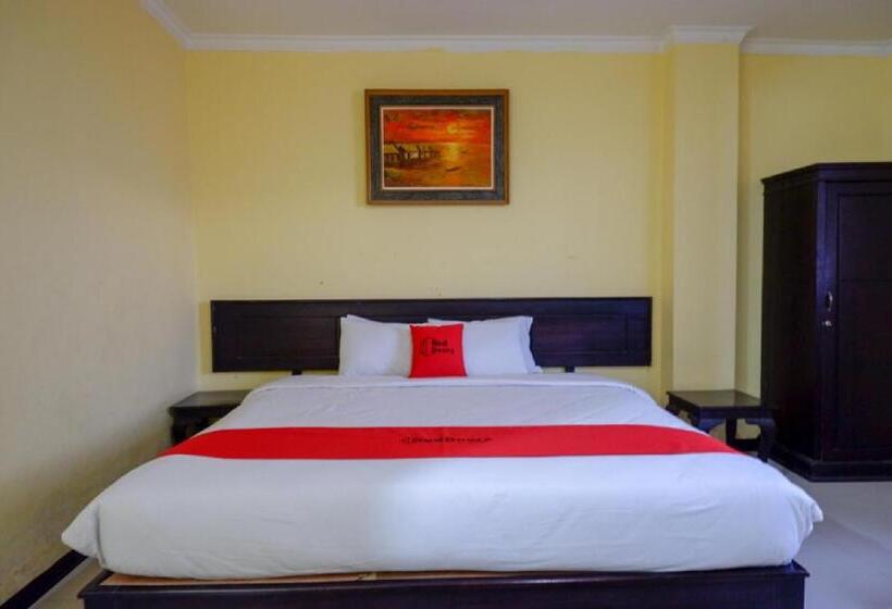 هتل Reddoorz Near Citraland Waterpark Kendari