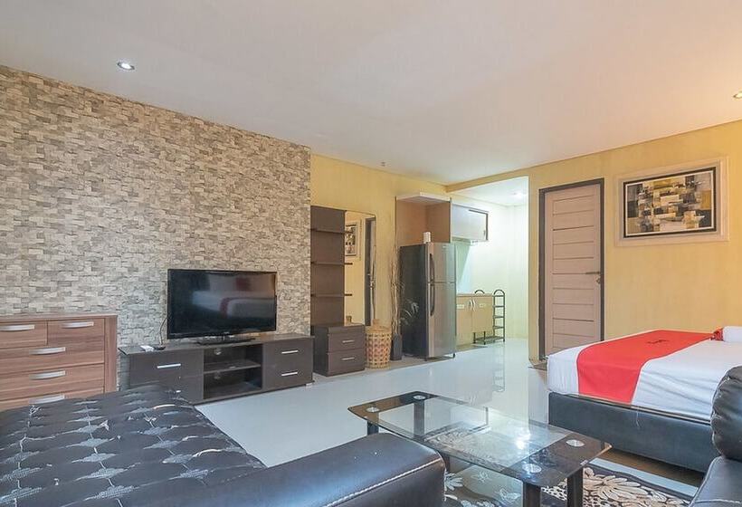 호텔 Reddoorz Plus Near Sepinggan Airport 3 Balikpapan