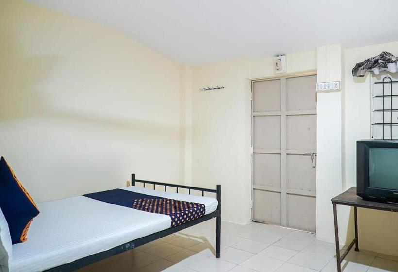 فندق Spot On 65435 Virndavan Lodging