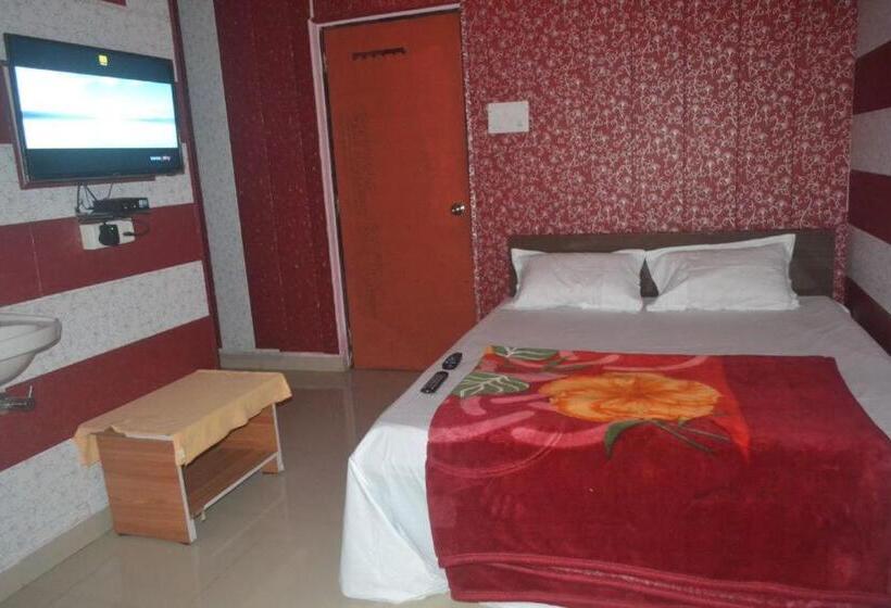 فندق Vamoose Kaas Hill Resort