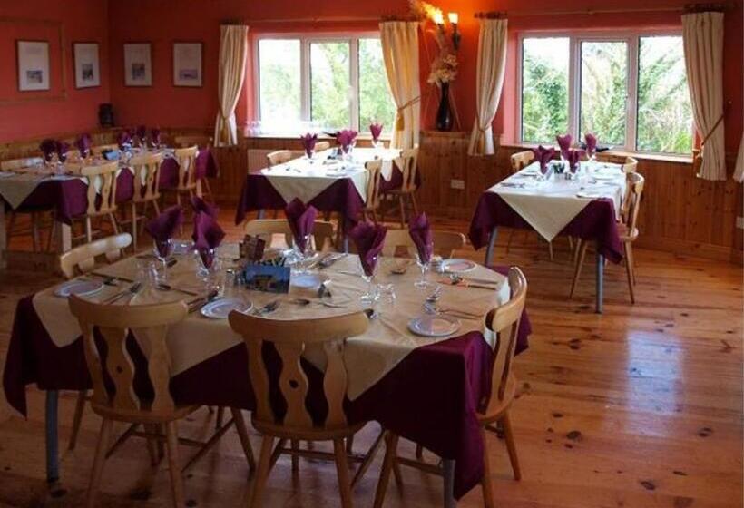 فندق على الطريق Keane S Bar & Restaurant