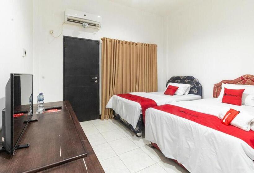 펜션 Reddoorz Near Bahu Mall Manado