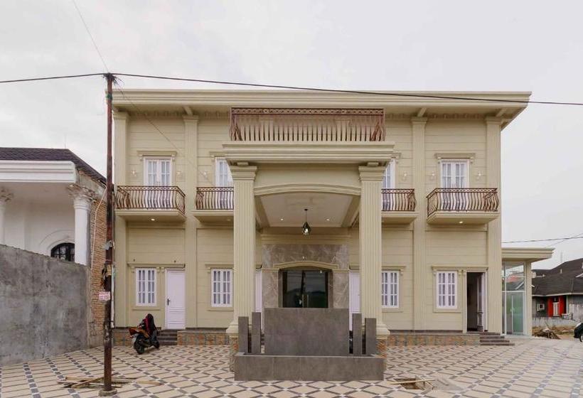 پانسیون Reddoorz Plus Syariah @ Jalan Dr Sutomo Padang