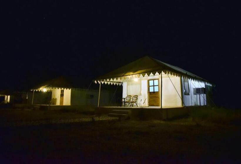 منتجع Jawai Bera Leopard Camp