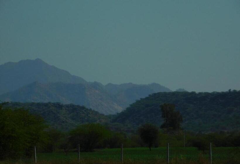 منتجع Jawai Bera Leopard Camp