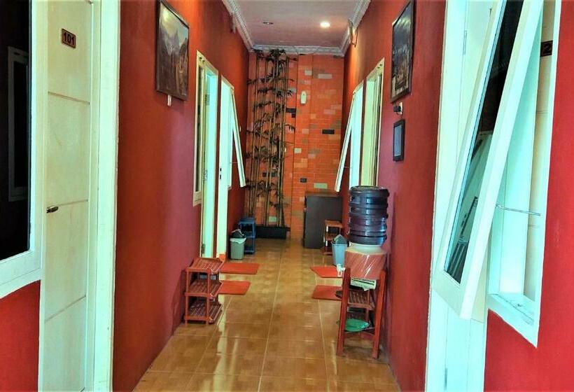 هتل Katawa Guest House Syariah