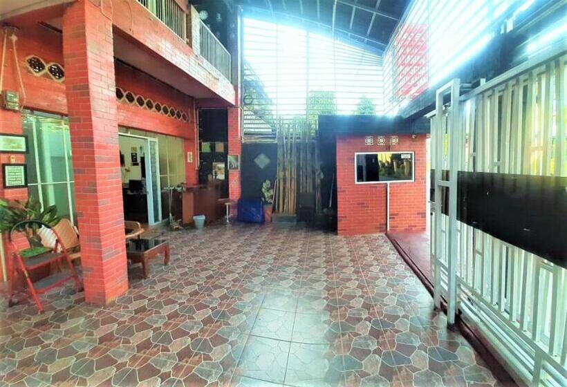 هتل Katawa Guest House Syariah