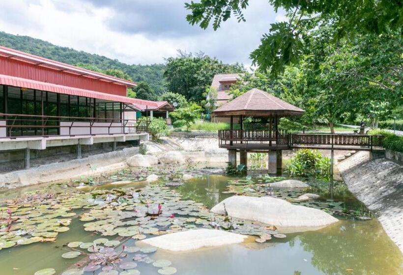 فندق Oyo 75317 Pintara Fahsai Resort