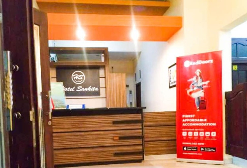 호텔 Reddoorz Syariah @ Raya Ponorogo