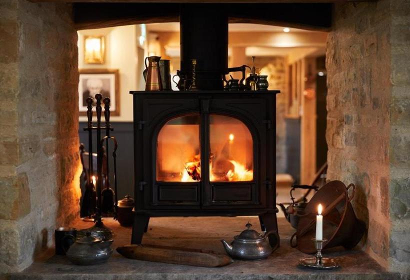 هتل The Lime Tree Inn