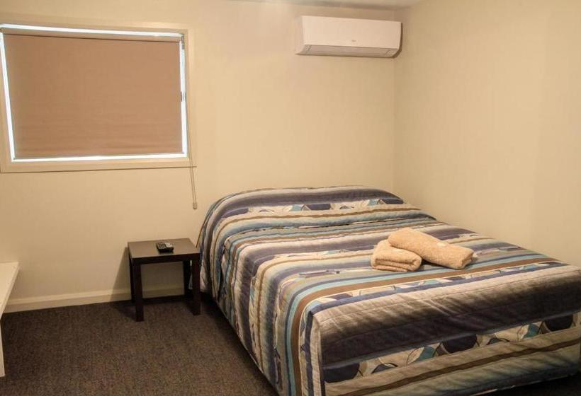 Ivanhoe Hotel Motel
