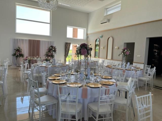 膳宿费 Harmónia Ostratice