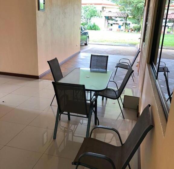 بنسيون Hospedaje Adrimaran