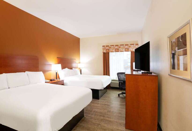 בית מלון כפרי Baymont By Wyndham Savannah South