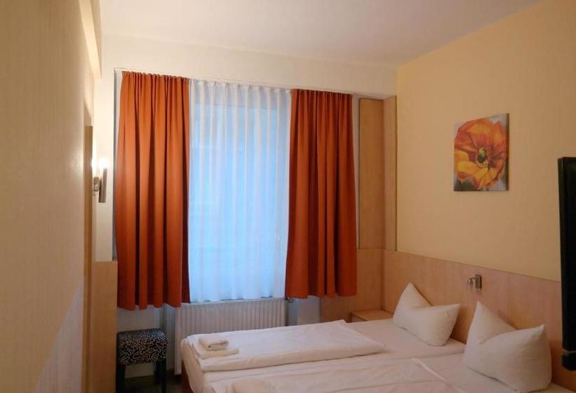 هتل Central  Duesseldorf