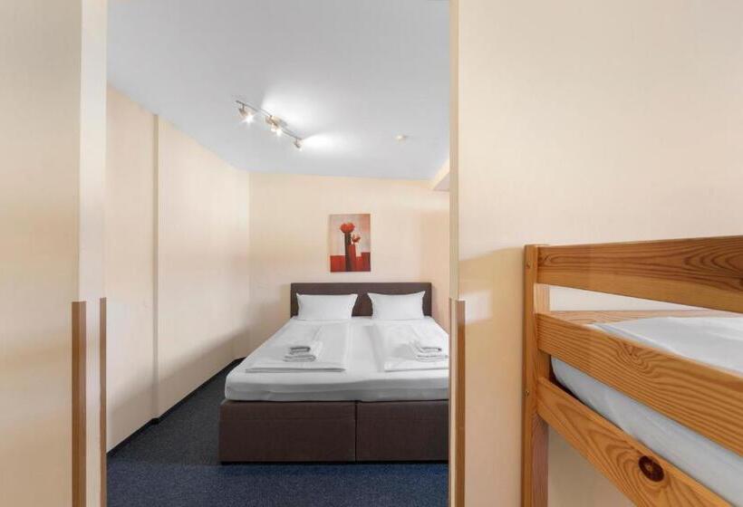 Fotos del hotel Comenius:  25