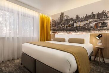 هتل Super 8 By Wyndham Durham