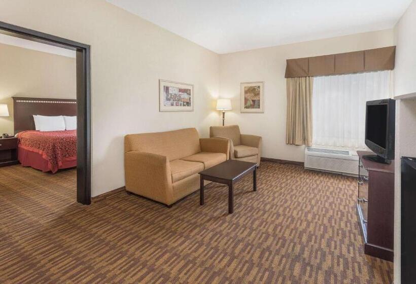 هتل Days Inn By Wyndham Semmes Mobile