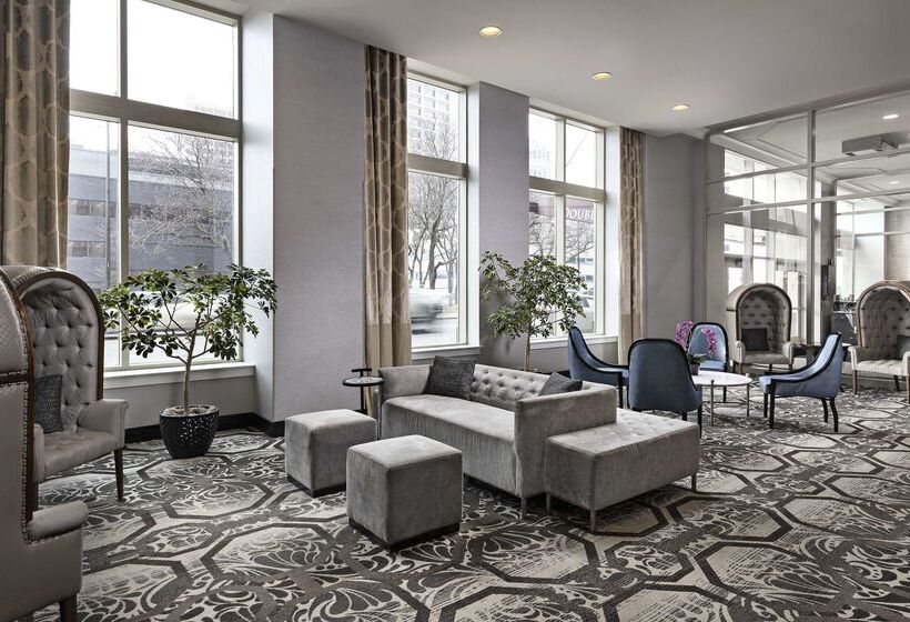 Doubletree Suites By Hilton Hotel Detroit Downtown   Fort Shelby