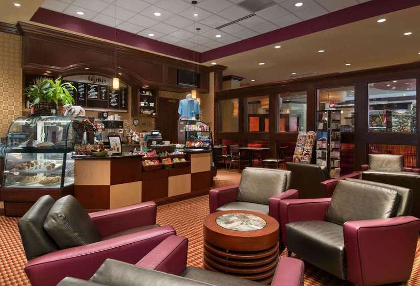 هتل Embassy Suites By Hilton Charlotte Concord Golf Resort & Spa