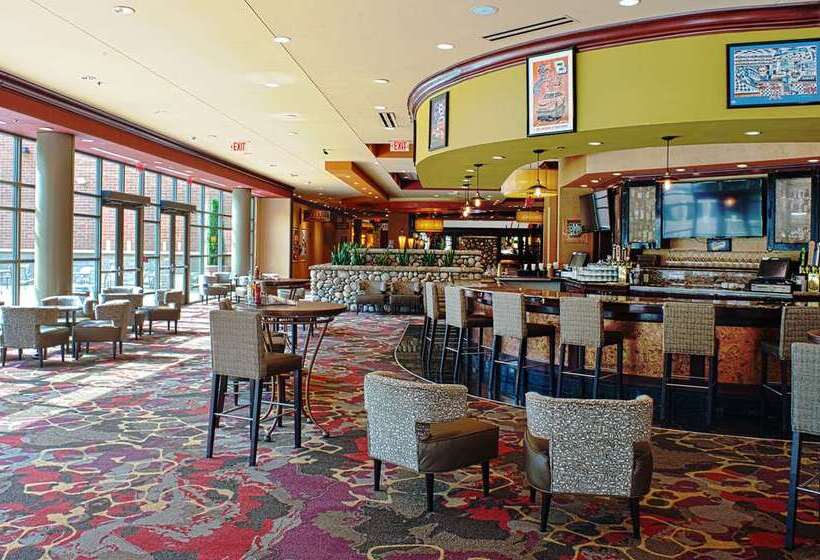 ホテル Embassy Suites By Hilton Charlotte Concord Golf Resort & Spa