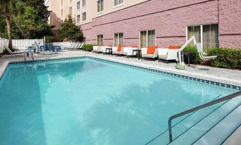 هتل Embassy Suites By Hilton Destin Miramar Beach