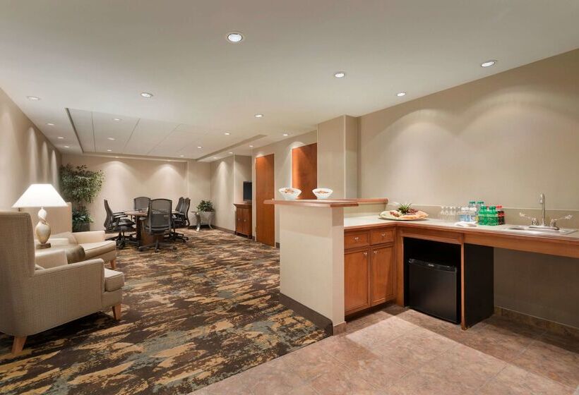 בית מלון כפרי Embassy Suites By Hilton Nashville South Cool Springs