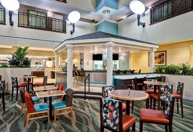 Hotel Embassy Suites  Fort Myers  Fl