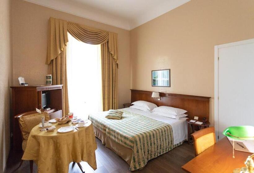 هتل Excelsior Palace