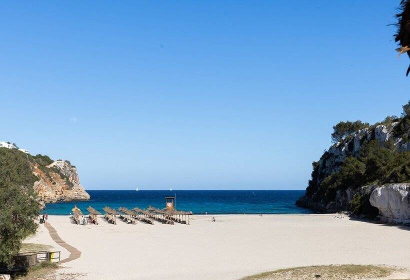 هتل Flipflop Cala Romántica