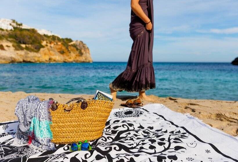 هتل Flipflop Cala Romántica