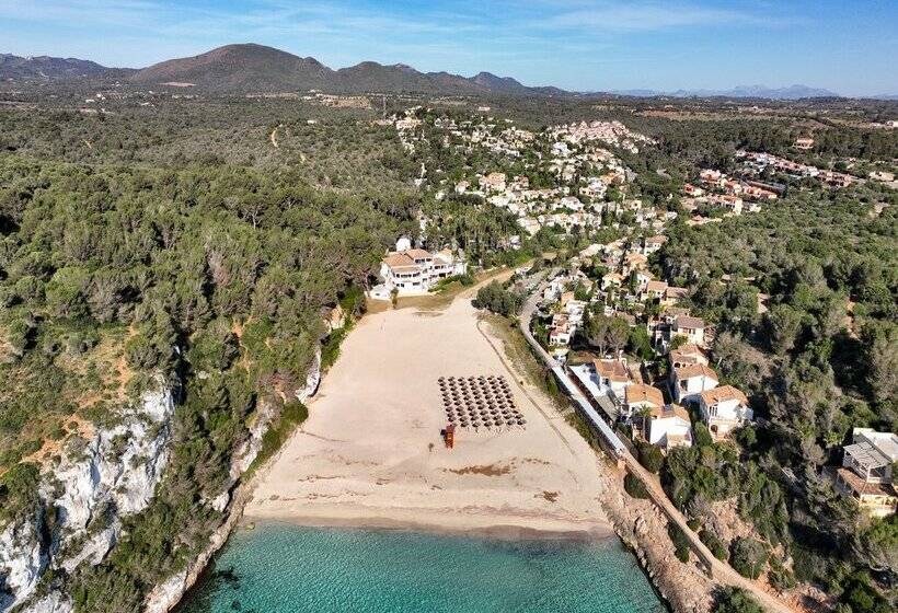 هتل Flipflop Cala Romántica