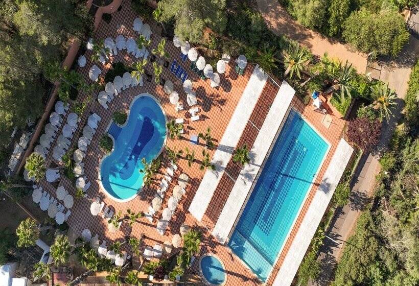 هتل Flipflop Cala Romántica