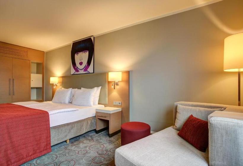 호텔 Fourside  & Suites Vienna