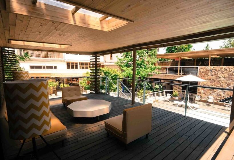 هتل Happy House Hostel