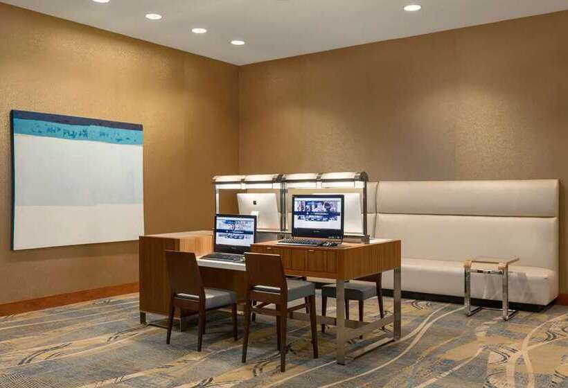 هتل Hilton Baltimore Bwi Airport