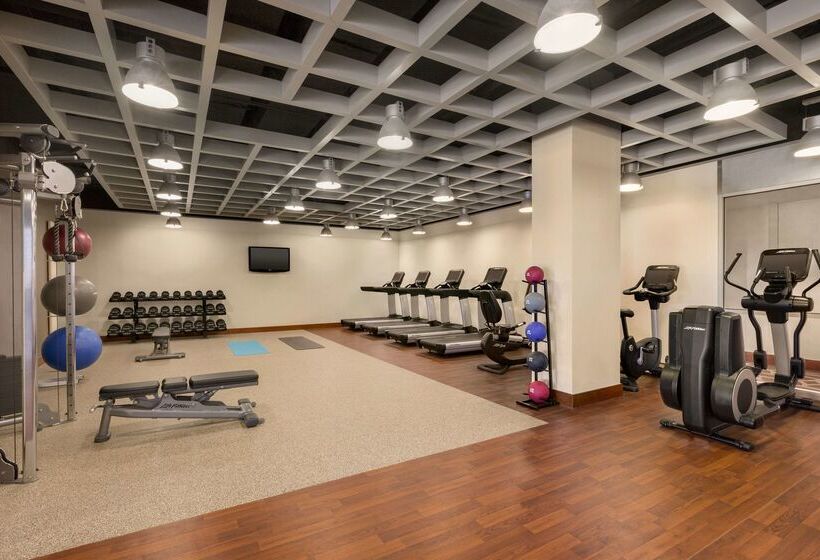 هتل Hilton Baltimore Bwi Airport