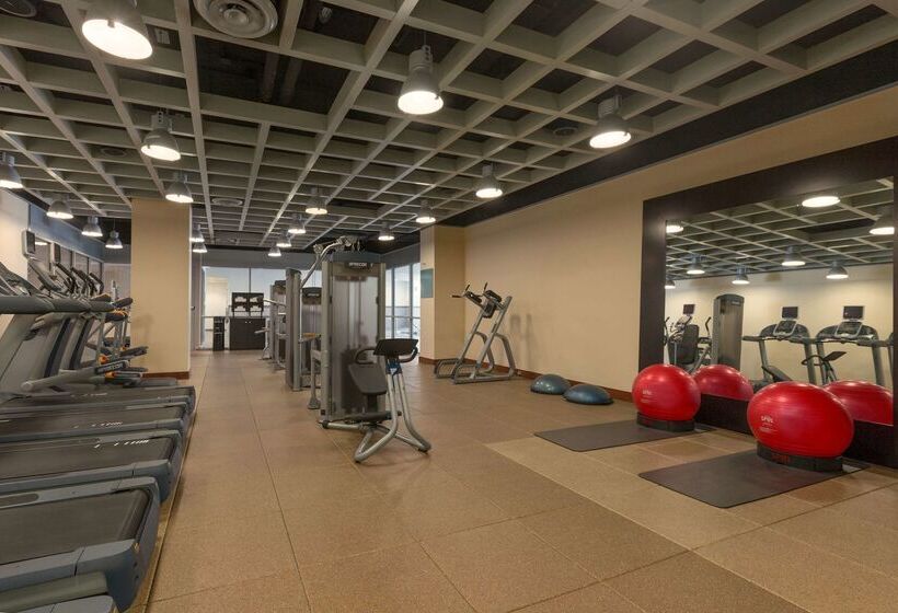 هتل Hilton Baltimore Bwi Airport